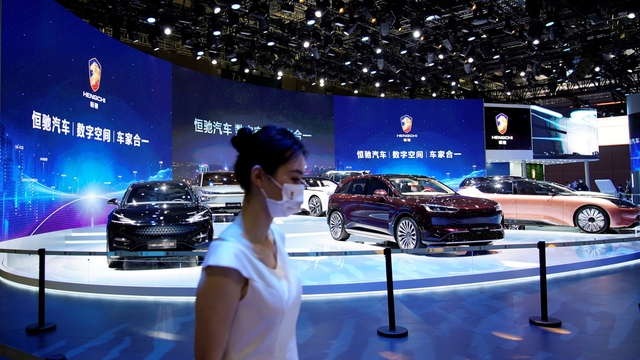 Có đến 6,8 triệu chiếc xe điện được tiêu thụ tại thị trường nội địa Trung Quốc trong năm 2022 - Ảnh: Nikkei Asia.