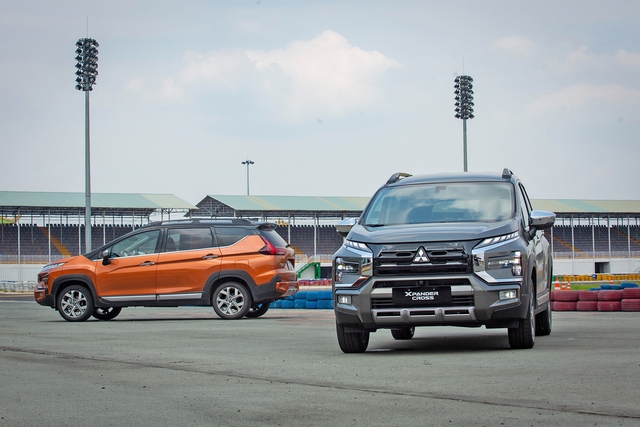 Ngoại thất Xpander Cross 2023 cứng cáp hơn trước và có hơi hướng của một chiếc SUV.