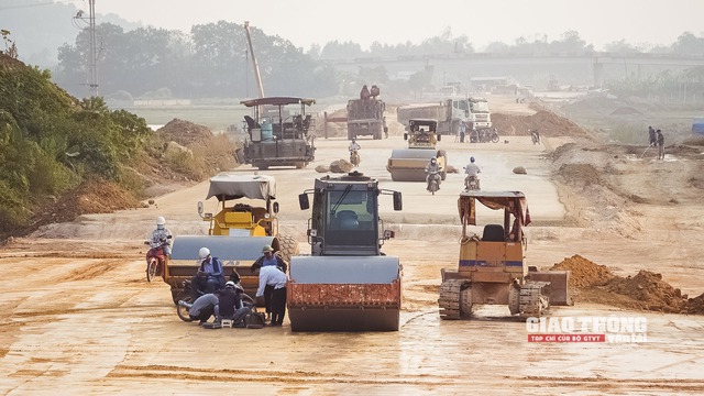 Giải pháp nào để cao tốc Mai Sơn - QL45 "cán đích" trước ngày 30/4/2023? - Ảnh 1.