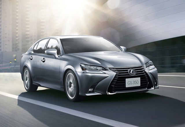 Xe sang Lexus bị triệu hồi tại Việt Nam vì nguy cơ rò rỉ nhiện liệu   - Ảnh 1.