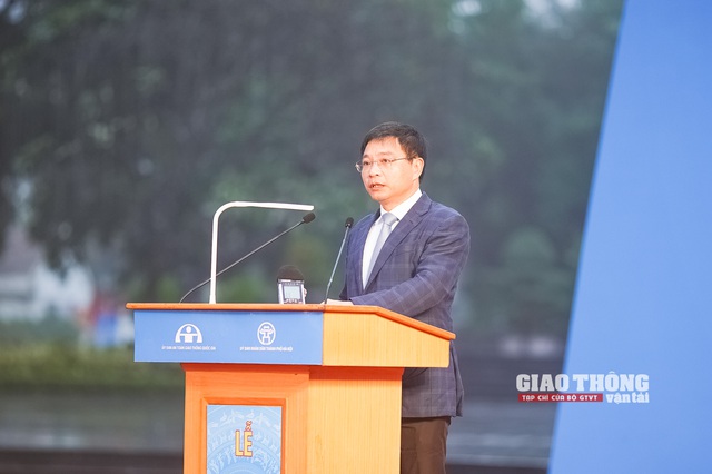 Ra quân quyết liệt thực hiện 3 mục tiêu trọng tâm Năm ATGT 2023 - Ảnh 5. Ra quân quyết liệt thực hiện 3 mục tiêu trọng tâm Năm ATGT 2023 - Ảnh 5.