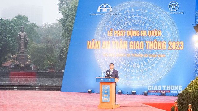 Ra quân quyết liệt thực hiện 3 mục tiêu trọng tâm Năm ATGT 2023 - Ảnh 4. Ra quân quyết liệt thực hiện 3 mục tiêu trọng tâm Năm ATGT 2023 - Ảnh 4.