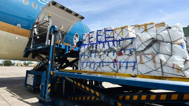 Bộ GTVT sẽ xử nghiêm các tổ chức, cá nhân có hành vi buôn lậu - Ảnh 1.