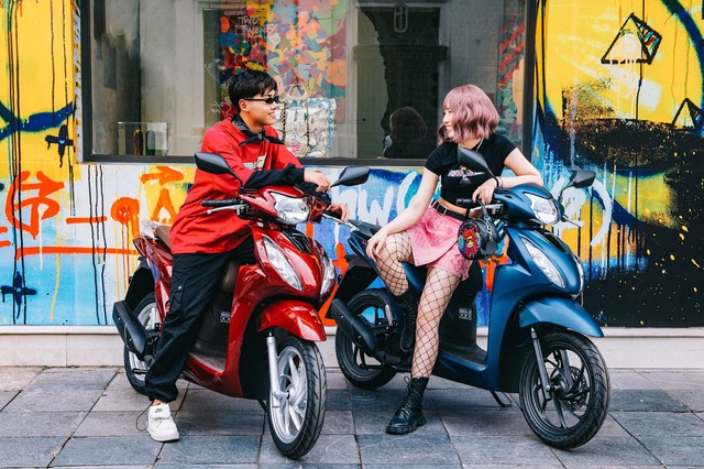 Mẫu xe đắt khách nhất thị trường Honda Vision có mức tăng giá khá nhẹ chỉ 400.000 đồng so với trước.