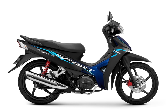 Xe có thiết kế thể thao và màu sắc cá tính.