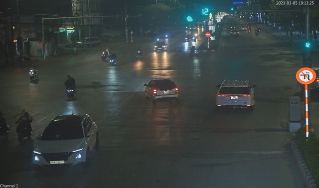 Bắc Giang xử vi phạm giao thông qua camera giám sát - Ảnh 4.