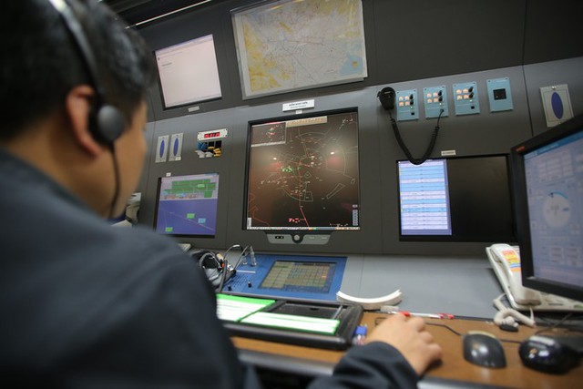 Những phương thức, công nghệ nào được áp dụng trong điều hành bay 30 năm qua?   - Ảnh 1.