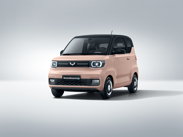Wuling HongGuang MiniEV - mẫu ô tô điện mini mới đóng góp tới sự phát triển và phổ biến của xe năng lượng sạch tại Việt Nam. xe điện