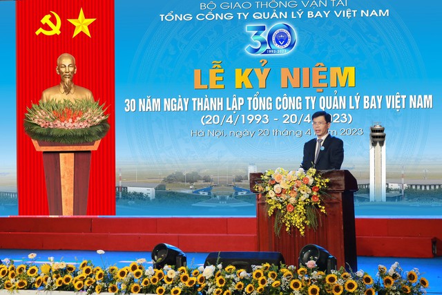 Tổng Công ty Quản lý Bay Việt Nam kỷ niệm 30 năm ngày thành lập
- Ảnh 1. Tổng Công ty Quản lý Bay Việt Nam kỷ niệm 30 năm ngày thành lập
- Ảnh 1.