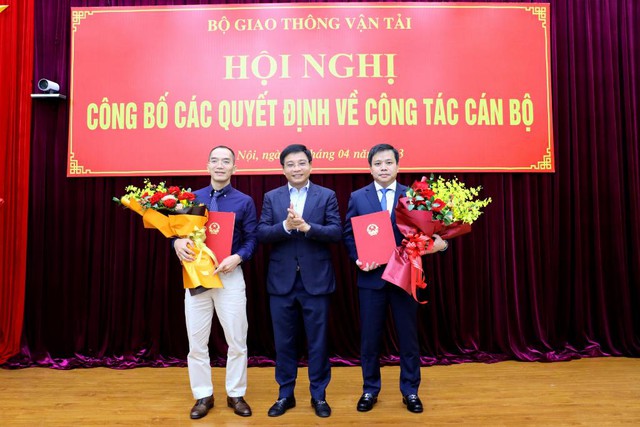 Bổ nhiệm Giám đốc Ban QLDA Hàng hải và Phó Chánh văn phòng Bộ GTVT - Ảnh 1.