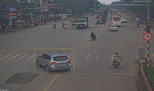 Bắc Giang xử lý 128 xe đưa đón công nhân, xe khách vi phạm - Ảnh 2. Bắc Giang xử lý 128 xe đưa đón công nhân, xe khách vi phạm - Ảnh 2.