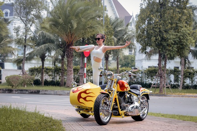 Ngắm HLV Yoga bên Sidecar Harley Davidson CVO Softail Springer 2009 - Ảnh 2.