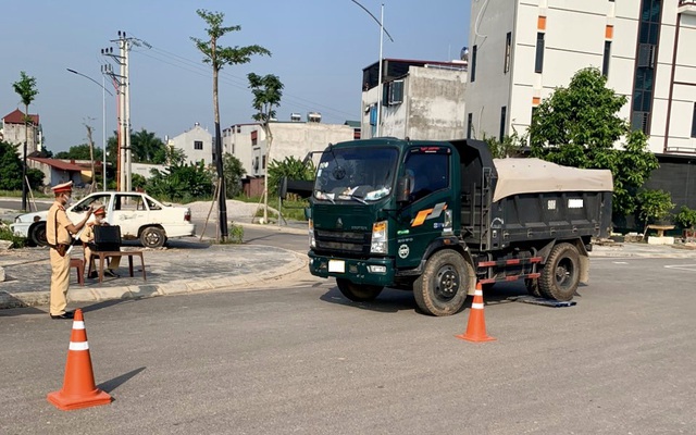 Công an Bắc Giang thành lập 19 Tổ chuyên đề xử lý trật tự ATGT - Ảnh 3.