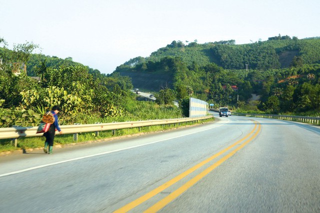 Hà Giang tiếp tục đầu tư gần 30km cao tốc đầu tiên qua địa bàn tỉnh
- Ảnh 1. Hà Giang tiếp tục đầu tư gần 30km cao tốc đầu tiên qua địa bàn tỉnh
- Ảnh 1.