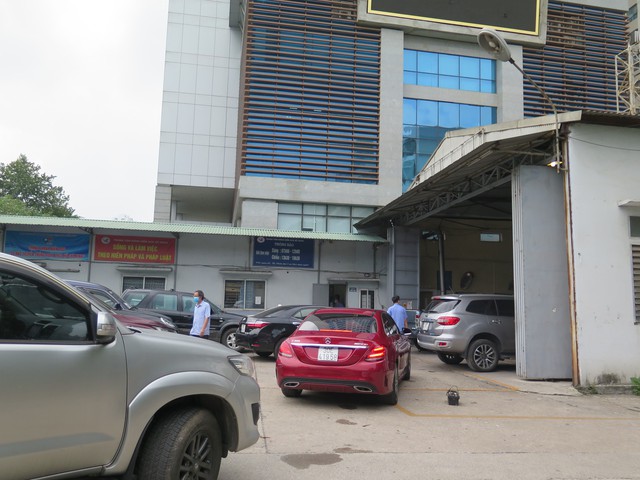 Ôtô cá nhân được cấp đăng kiểm trước 22/3/2023 được tự động gia hạn kiểm định - Ảnh 1.