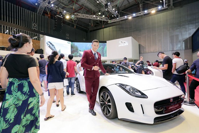 Thế giới xe tuần qua: Hàng loạt hãng xe tự "rút ruột" kích cầu - Ảnh 4.