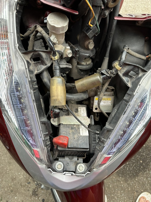 Những chiêu thức “làm tiền” khách, của thợ sửa xe thiếu tâm trong nghề - Ảnh 1.