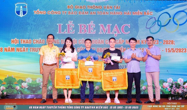 Bảo đảm An toàn hàng hải Bắc Trung Bộ: Nhiều hoạt động đền ơn đáp nghĩa thiết thực - Ảnh 2.