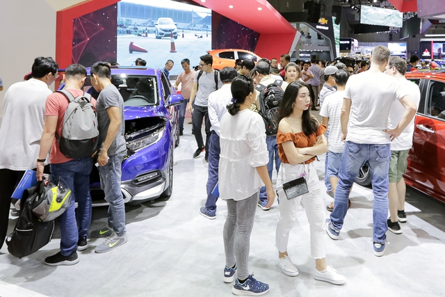 Lực cầu ô tô đang giảm xuống đến ngưỡng cực hạn. Lực cầu ô tô đang giảm xuống đến ngưỡng cực hạn.