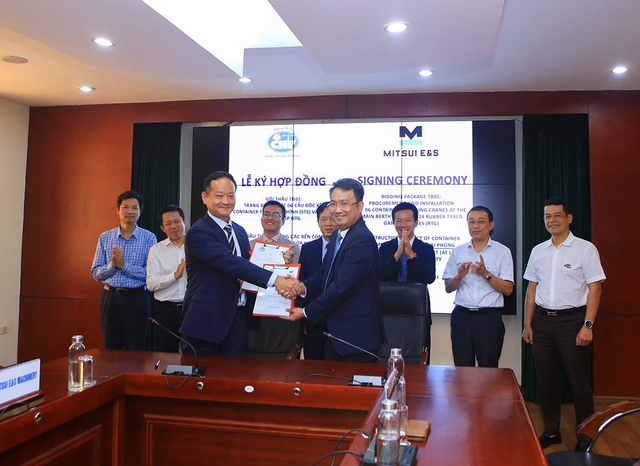 Cảng Hải Phòng ký hợp đồng gói thầu quan trọng cho dự án đầu tư xây dựng hai bến container - Ảnh 1. Cảng Hải Phòng ký hợp đồng gói thầu quan trọng cho dự án đầu tư xây dựng hai bến container - Ảnh 1.