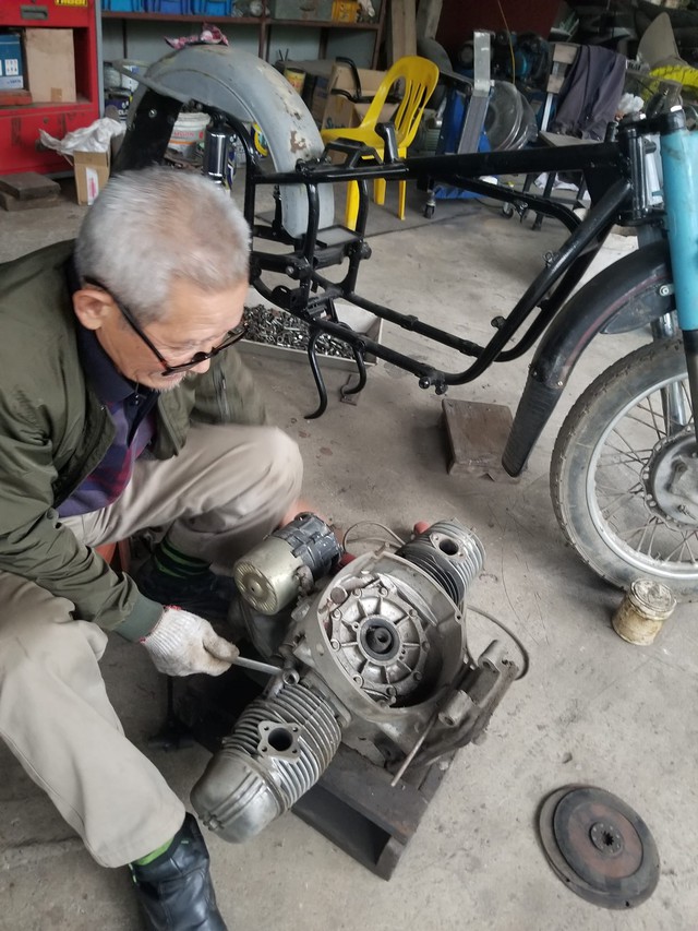 Già Khuê- Người giữ lửa cho dòng xe Sidecar tại Việt Nam - Ảnh 3. Già Khuê- Người giữ lửa cho dòng xe Sidecar tại Việt Nam - Ảnh 3.