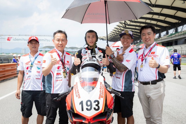 Thế giới xe tuần qua: Ô tô cũ điêu đứng, siêu xe 39 tỷ đồng ra mắt khách Việt - Ảnh 12.