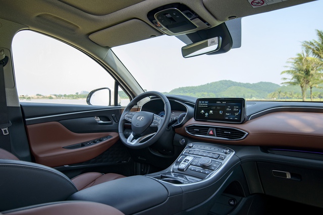 Hyundai Santa Fe Hybrid ra mắt khách Việt, giá 1,450 tỷ đồng - Ảnh 4.