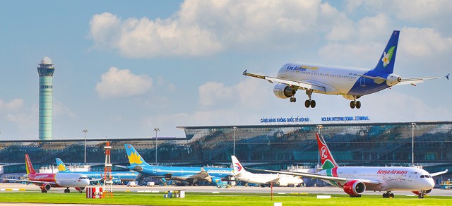 Thường trực Chính phủ thống nhất thông qua Quy hoạch tổng thể phát triển hệ thống cảng hàng không, sân bay - Ảnh 2. Thường trực Chính phủ thống nhất thông qua Quy hoạch tổng thể phát triển hệ thống cảng hàng không, sân bay - Ảnh 2.