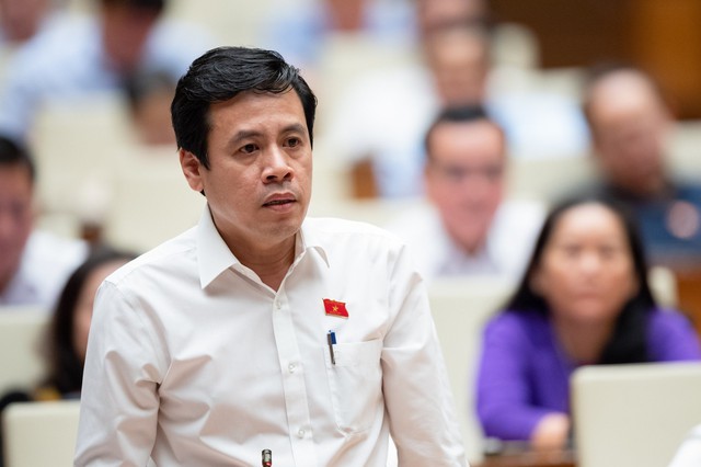 Tập trung tháo gỡ, khôi phục hoạt động đăng kiểm phục vụ người dân, doanh nghiệp - Ảnh 5.