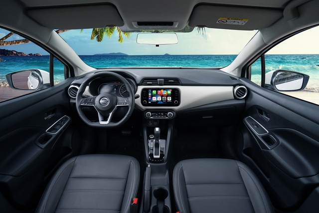 Không gian nội thất rộng rãi và bắt mắt của Nissan Almera.