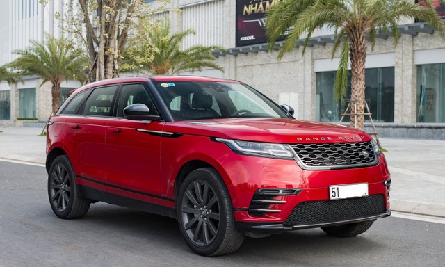 Land Rover tiếp tục triệu hồi loạt xe vì nguy cơ cháy xe - Ảnh 1. Land Rover tiếp tục triệu hồi loạt xe vì nguy cơ cháy xe - Ảnh 1.