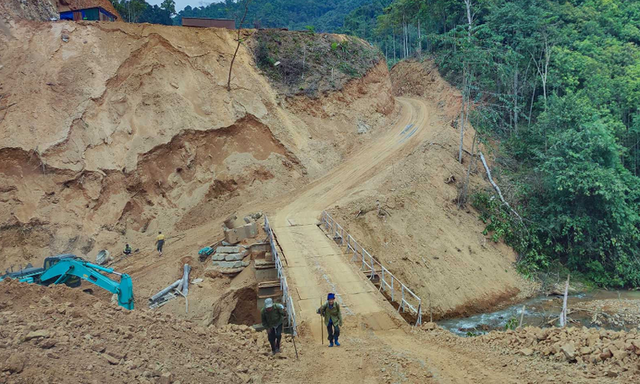 Chuẩn bị chọn nhà thầu đợt 2 làm đường vào hồ Nặm Cắt, TP.Bắc Kạn - Ảnh 1.