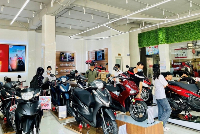 Đây được xem là một động thái kích cầu mạnh tay của liên doanh Nhật Bản trước thời điểm các tân sinh viên nhập học, các sinh viên chuẩn bị tốt nghiệp và đi làm.