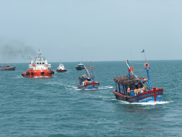 Bộ GTVT: Lãnh đạo đến hiện trường nắm bắt, chỉ đạo ứng phó với bão số 1 - Ảnh 1.