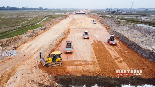 Khẩn trương bổ sung thầu phụ có năng lực đảm bảo tiến độ cao tốc QL45 - Nghi Sơn - Ảnh 1. Khẩn trương bổ sung thầu phụ có năng lực đảm bảo tiến độ cao tốc QL45 - Nghi Sơn - Ảnh 1.