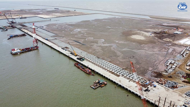 Diện mạo hai bến container gần 7 nghìn tỷ đồng tại Lạch Huyện - Ảnh 1.