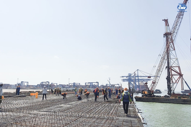 Diện mạo hai bến container gần 7 nghìn tỷ đồng tại Lạch Huyện - Ảnh 2.