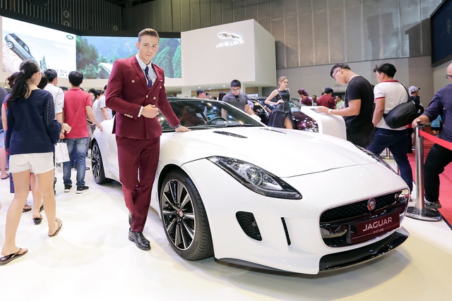 Thị trường ô tô nhập khẩu giai đoạn nửa cuối năm 2023 được dự báo sẽ phải đối mặt với vô vàn khó khăn. Thị trường ô tô nhập khẩu giai đoạn nửa cuối năm 2023 được dự báo sẽ phải đối mặt với vô vàn khó khăn. nhập khẩu ô tô