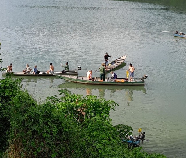 Tìm thấy nạn nhân mất tích trong vụ lật ghe chở 8 người ở Quảng Nam - Ảnh 1.