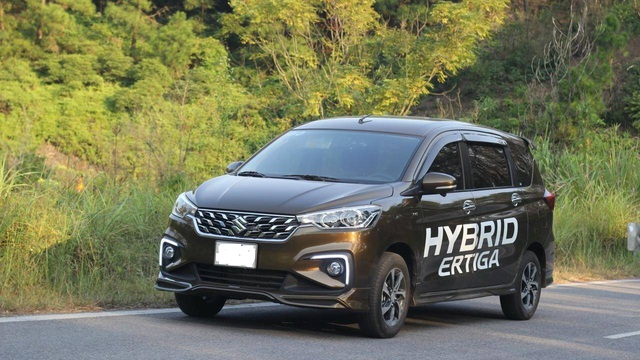 “Chống ế", Suzuki Ertiga Hybrid được ưu đãi lên tới 100 triệu đồng - Ảnh 1. “Chống ế", Suzuki Ertiga Hybrid được ưu đãi lên tới 100 triệu đồng - Ảnh 1.