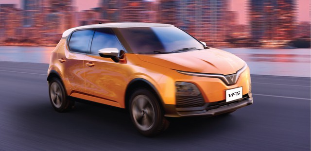 VinAI giới thiệu giải pháp và công nghệ di chuyển thông minh, an toàn cho ô tô - Ảnh 1. VinAI giới thiệu giải pháp và công nghệ di chuyển thông minh, an toàn cho ô tô - Ảnh 1.