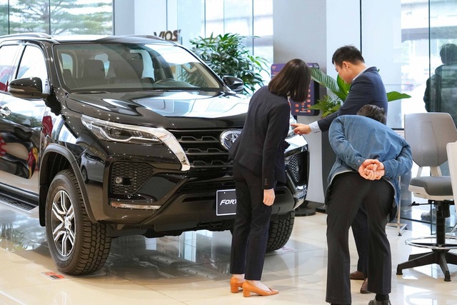 Thị trường ô tô trong nước tháng 7/2023 có những diễn biến trái chiều giữa các loại xe nhập khẩu và lắp ráp trong nước. Thị trường ô tô trong nước tháng 7/2023 có những diễn biến trái chiều giữa các loại xe nhập khẩu và lắp ráp trong nước. thế giới xe tuần qua