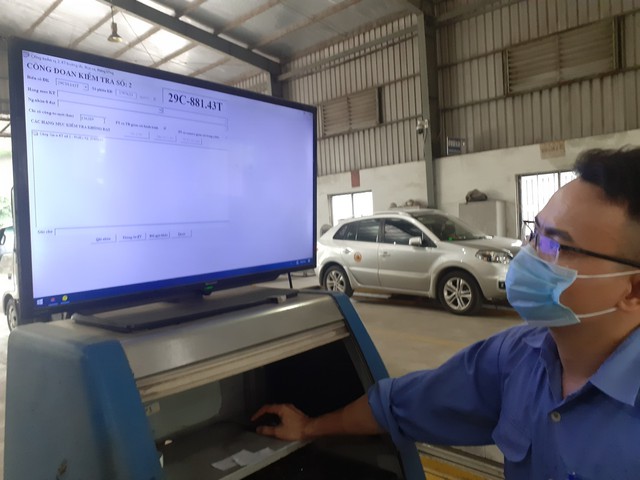 Vì sao không tính chu kỳ đăng kiểm theo kilomet xe chạy? - Ảnh 1.