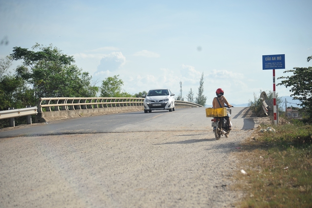 Vướng mặt bằng, đường nối lên cầu An Mô chưa thể thi công - Ảnh 5.