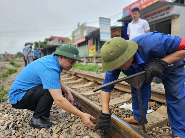 Bộ GTVT sẽ không đón tiếp khách, không nhận hoa Ngày truyền thống - Ảnh 1.
