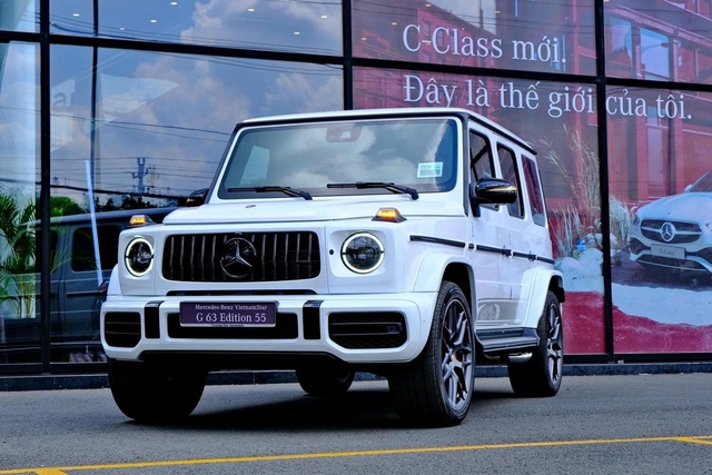 Mẫu xe Mercedes-AMG G63 có mức giảm giá cao nhất lên đến xấp xỉ 535 triệu đồng.