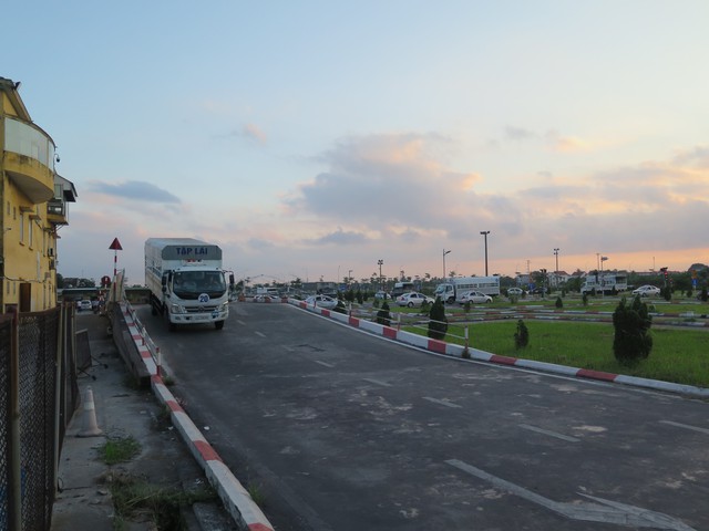 Hưng Yên: Hai người bị cấm học lái ôtô vì gian lận khi thi lấy GPLX - Ảnh 1.