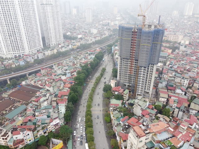 Cận cảnh đoạn tuyến Ngã Tư Sở - Cầu Giấy được đề xuất làm đường Vành đai 2 trên cao- Ảnh 2.
