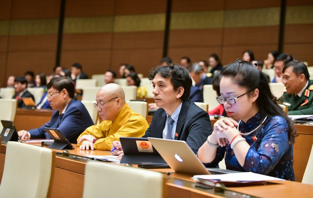 Quốc hội thông qua Luật Đất đai (sửa đổi)- Ảnh 1.