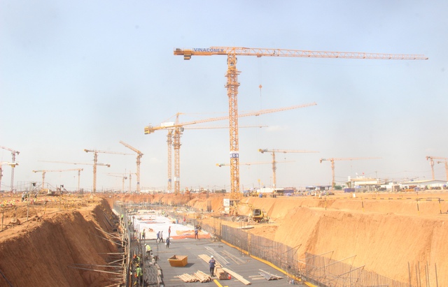 Nhộn nhịp thi công trên đại công trường dự án sân bay Long Thành những ngày cuối năm- Ảnh 2.